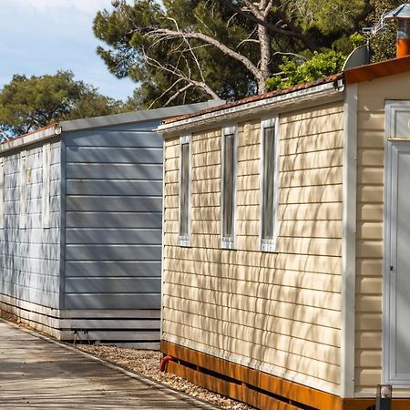 Mobile Homes 'Jakov', Camp Soline Биоград-на-Мору Экстерьер фото